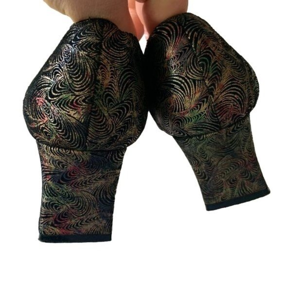 Vintage J.Renee' Leather Block Square Novelty Swirl Heels - Picture 6 of 10